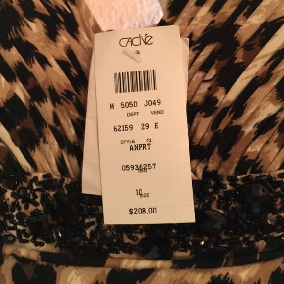 ❤️1 hr Sale🎁Cache dress - Picture 4 of 4